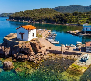sejur grecia insula lesbos smart villa 8 zile avion 1