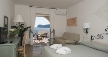 EL FARO HOTEL amp; SPA