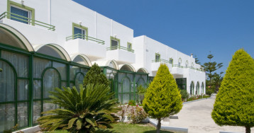 Alexandra Beach Hotel and Apartments