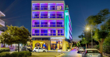 Alexandra Hotel & Apartments