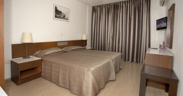 Blazer Residence (ex PETROU BROS APARTMENTS) Blazer Residence (ex PETROU BROS APARTMENTS)