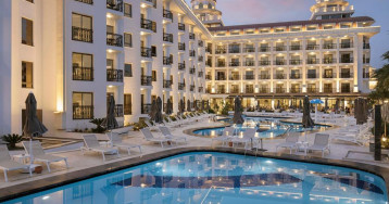 Blue Marlin Deluxe Spa & Resort