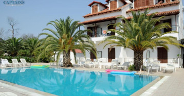 Captain's Studios Apartments