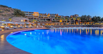 Caresse a Luxury Collection Resort & Spa