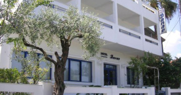 Danae Hotel