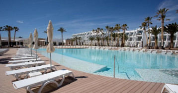 Grand Palladium White Island Resort & Spa Grand Palladium White Island Resort & Spa