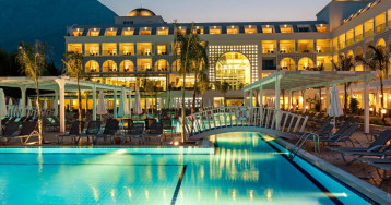 Hotel Karmir Resort & Spa