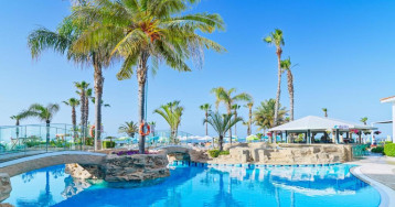 Hotel Leonardo Cypria Bay