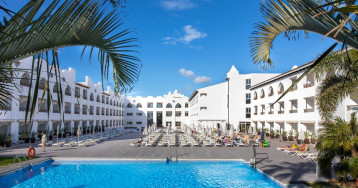 Hotel MAC Puerto Marina