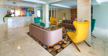 Hotel Orca Praia