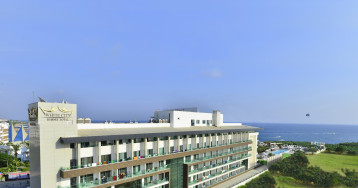 Hotel White City Resort