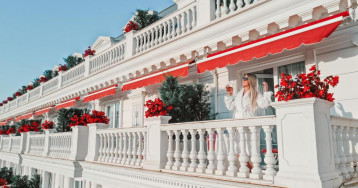 Hotels & Resorts Flower
