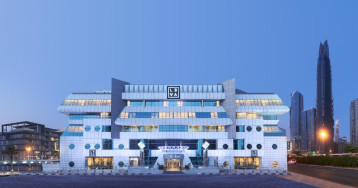 Leva Hotel and Suites, Opposite Downtown