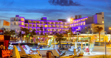 Limanaki Beach Hotel & Suites Limanaki Beach Hotel & Suites