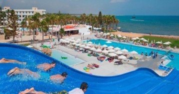 Louis Phaethon Beach