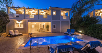 Mamfredas Luxury Resort Mamfredas Luxury Resort
