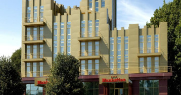 Manhattan Hotel & Restaurant