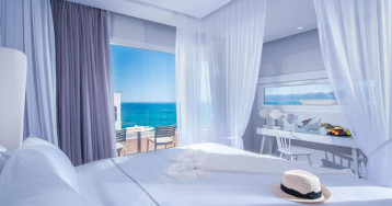 Mari Kristin Beach Hotel (Adult's Only, 15 +) Mari Kristin Beach Hotel (Adult's Only, 15 +)