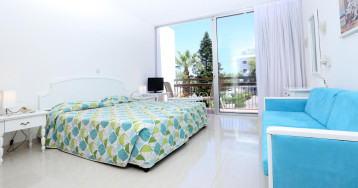 Marlita Beach Hotel Apartments