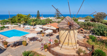 Mylos Apartments