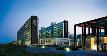 Nirvana Cosmopolitan Hotel