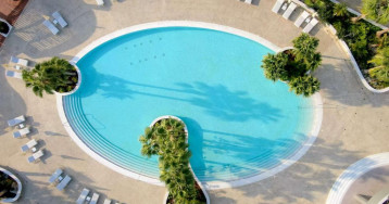 Radisson Beach Resort Larnaca Radisson Beach Resort Larnaca