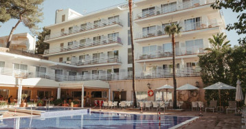 ROC Oberoy (Adults Only)