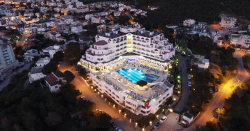 Roseira Beach Resort