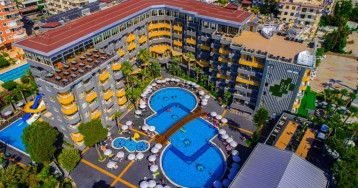 Senza Grand Santana Hotel