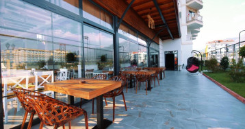 Sey Beach Hotel & Spa