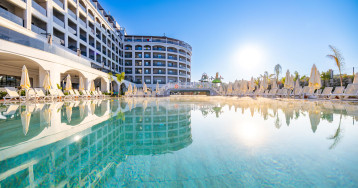 Hotel Side Moon Palace