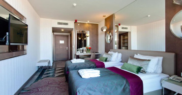 Side Star Elegance  Hotel