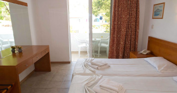 Pefkos Breeze Hotel