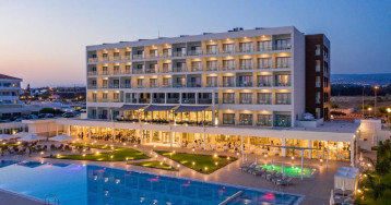 The Ivi Mare (Adults Only)