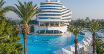 Titanic Deluxe Lara Hotel