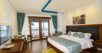 Travellers Beach Hotel Travellers Beach Hotel
