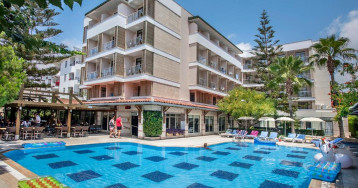 Hotel Trendy Side Beach