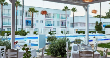 SO WHITE CLUB RESORT  SO WHITE CLUB RESORT