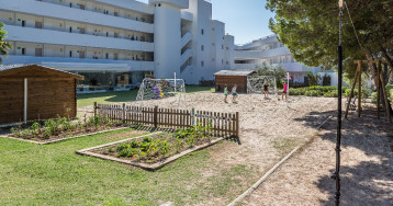 FERGUS STYLE CALA BLANCA SUITES
