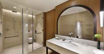 DoubleTree by Hilton Dubai - Business Bay
