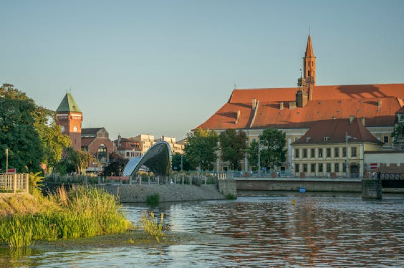 circuit clasic polonia - tarile baltice 8 zile avion 2026 1