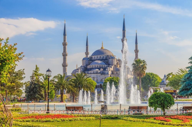 circuit istanbul vizite si shopping 5 zile autocar 1