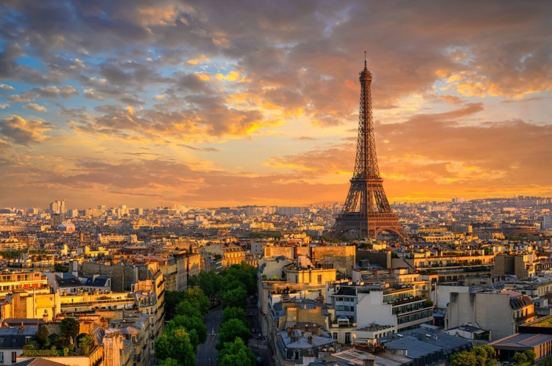 city break paris - disneyland grup avion 5 zile 1