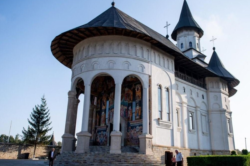 pelerinaj 2 zile manastirile secu - vladiceni - hadambu 3