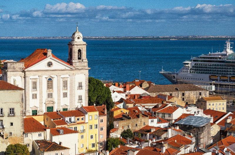 portugalia - emotia muzicii fado in tara coloratelor azulejos - plecare din cluj-napoca 2026 1