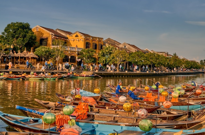 vietnam: drumul dragonului de la nord la sud premium tours 2026 2