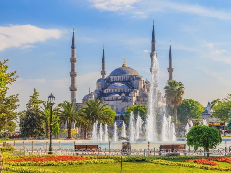 circuit istanbul vizite si shopping 5 zile autocar 1